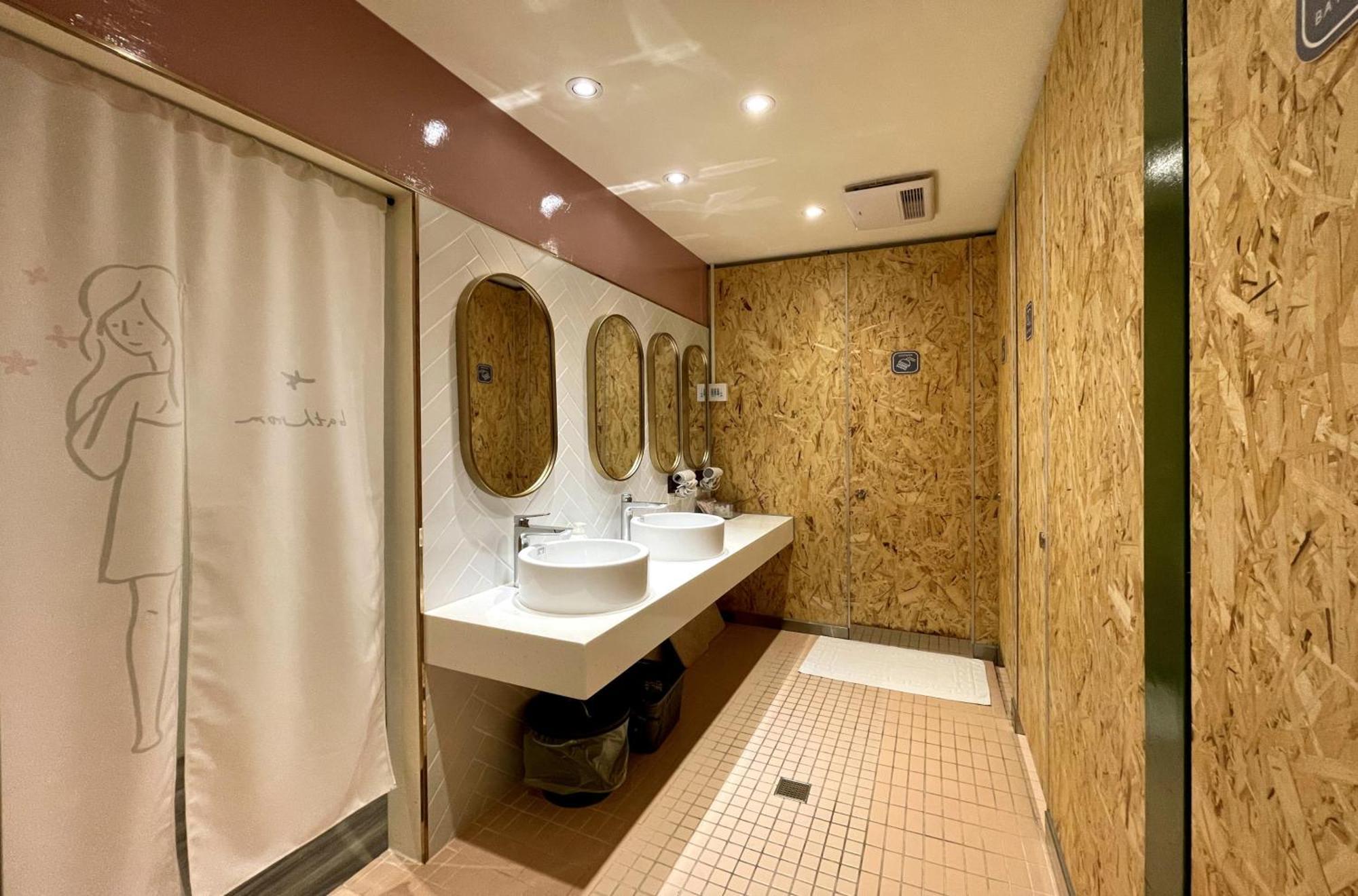 Funtime Hostel Jiayi Zewnętrze zdjęcie